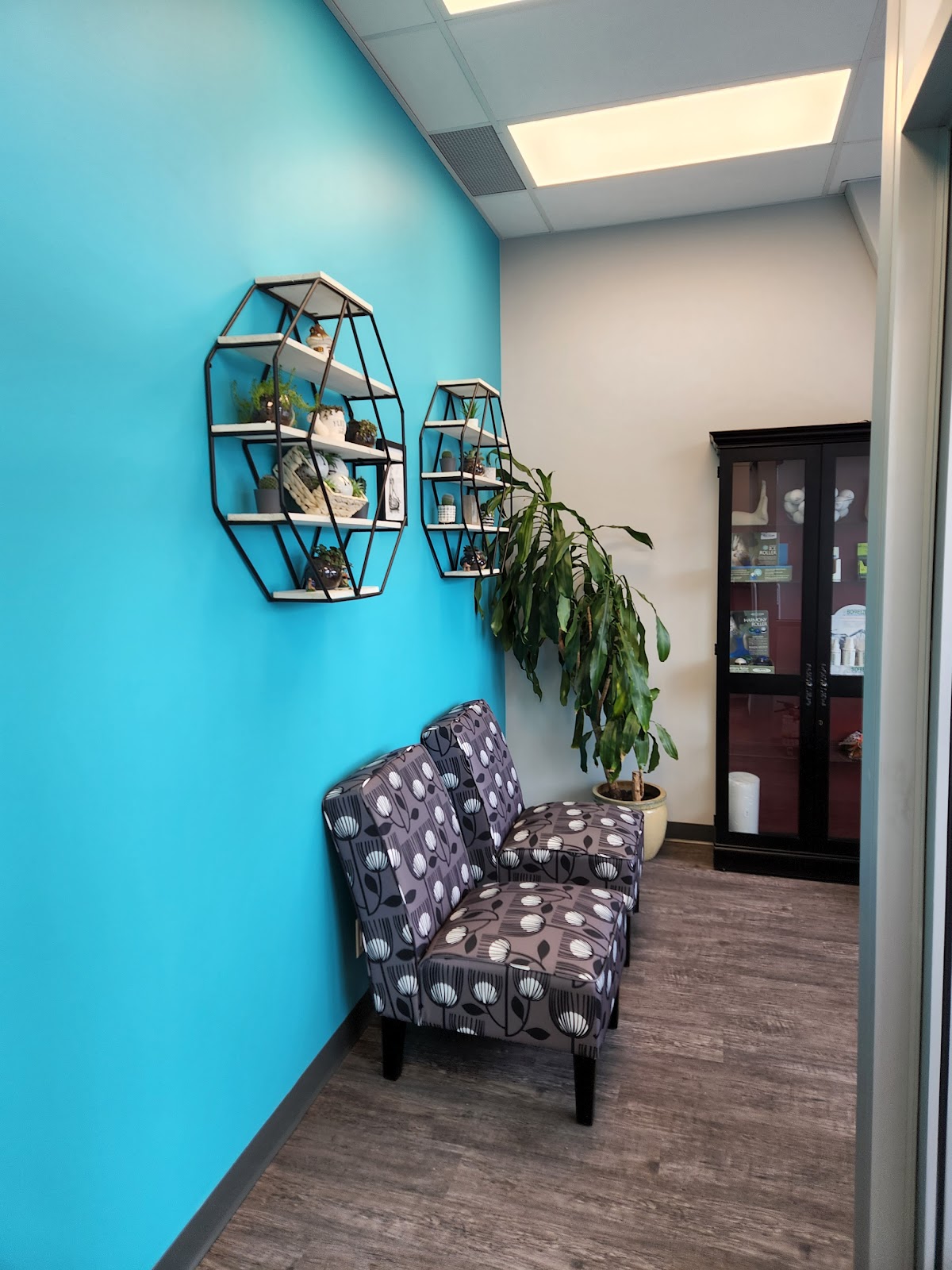 Therapeutic Massage Kneads Inc photo 3