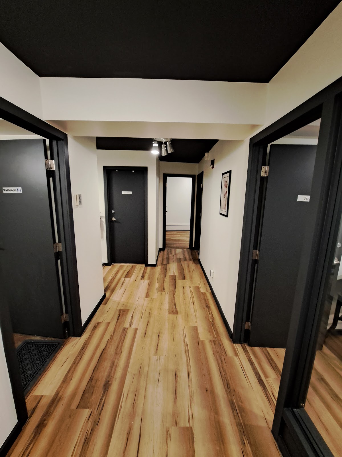 L T Therapeutic Massage photo 2