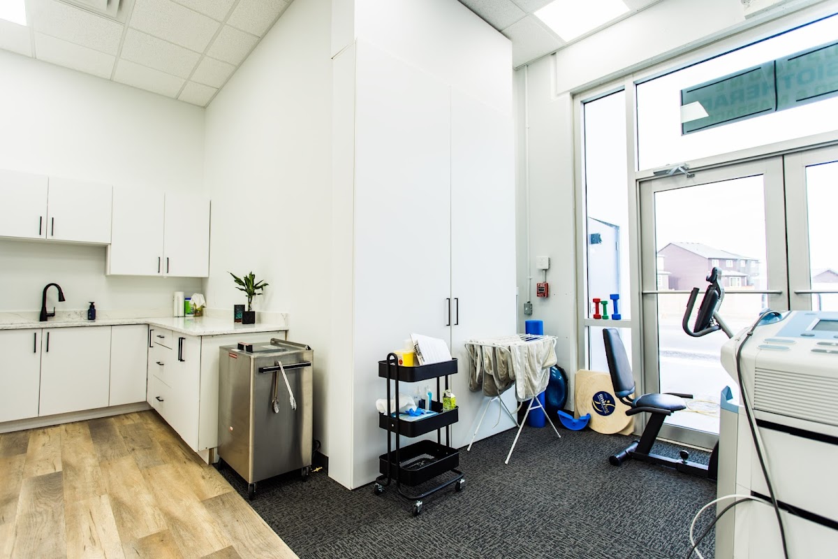 AlphaOne Physiotherapy, Chiro & Massage - Calgary NE photo 2