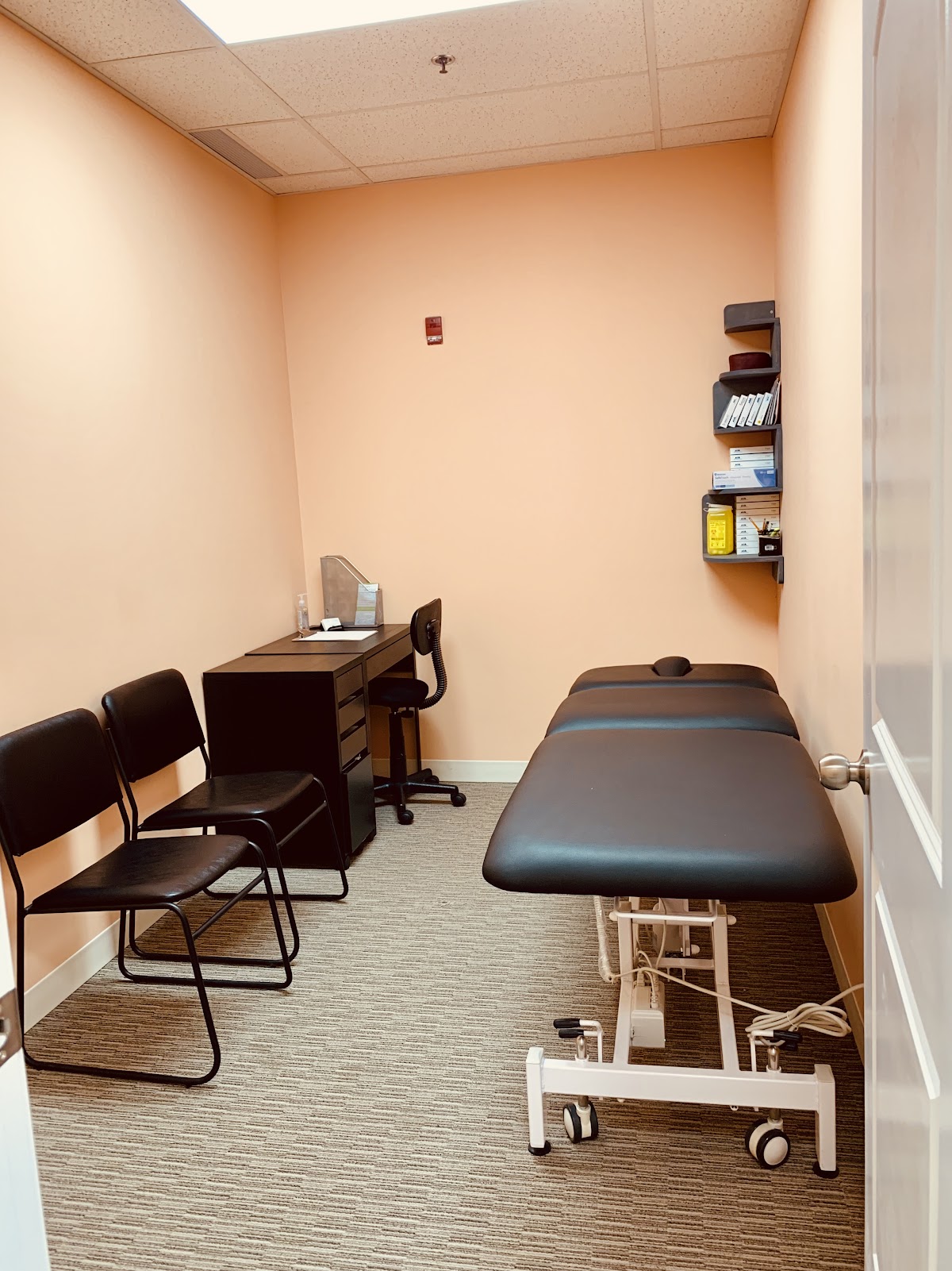 Revital Health Physio & Massage - Saddleridge photo 3