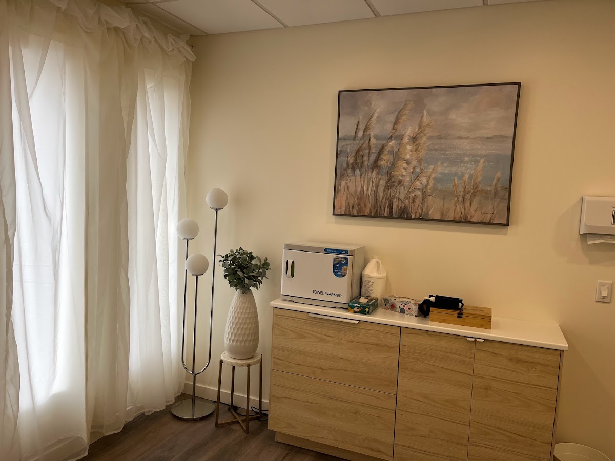 Massage Me Health and Wellness photo 3