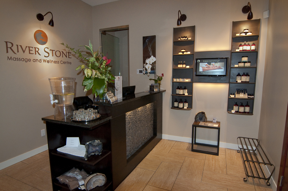River Stone Massage & Wellness Centre photo 2