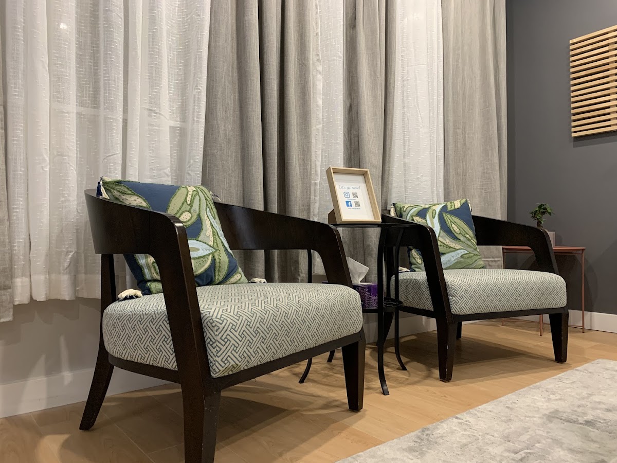 Azure Massage & Spa - Acupuncture, Massages and More | South Calgary photo 3