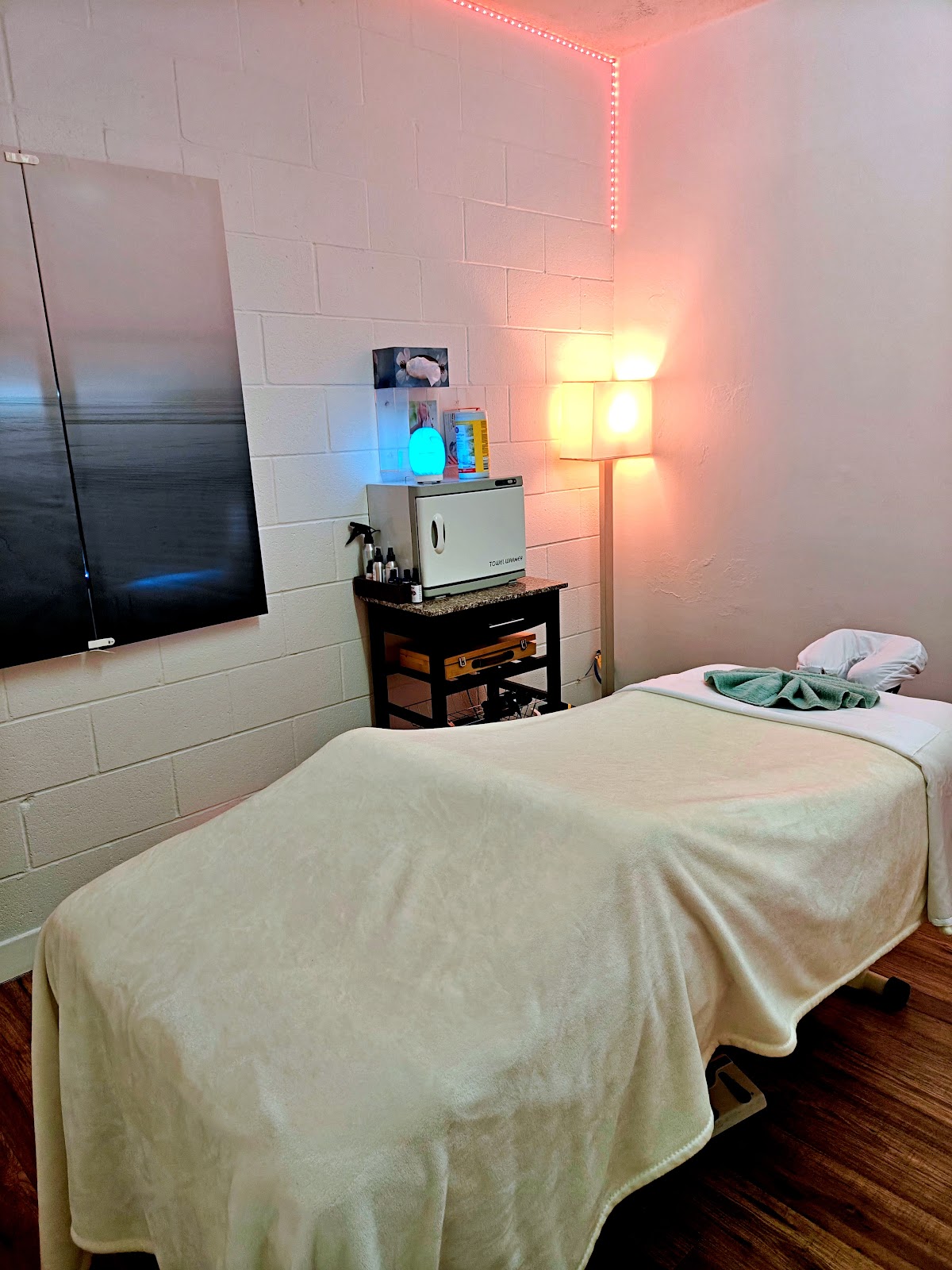 Massage Mojo Pain Relief Clinic photo 2