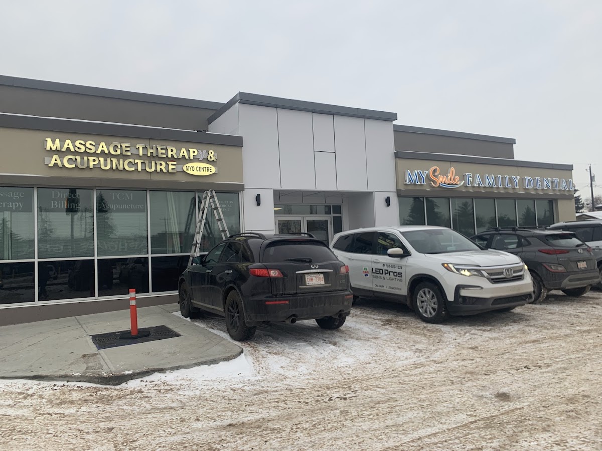 Myo Centre Massage Therapy & Dr. of Acupuncture & Manual Osteopathy photo 3