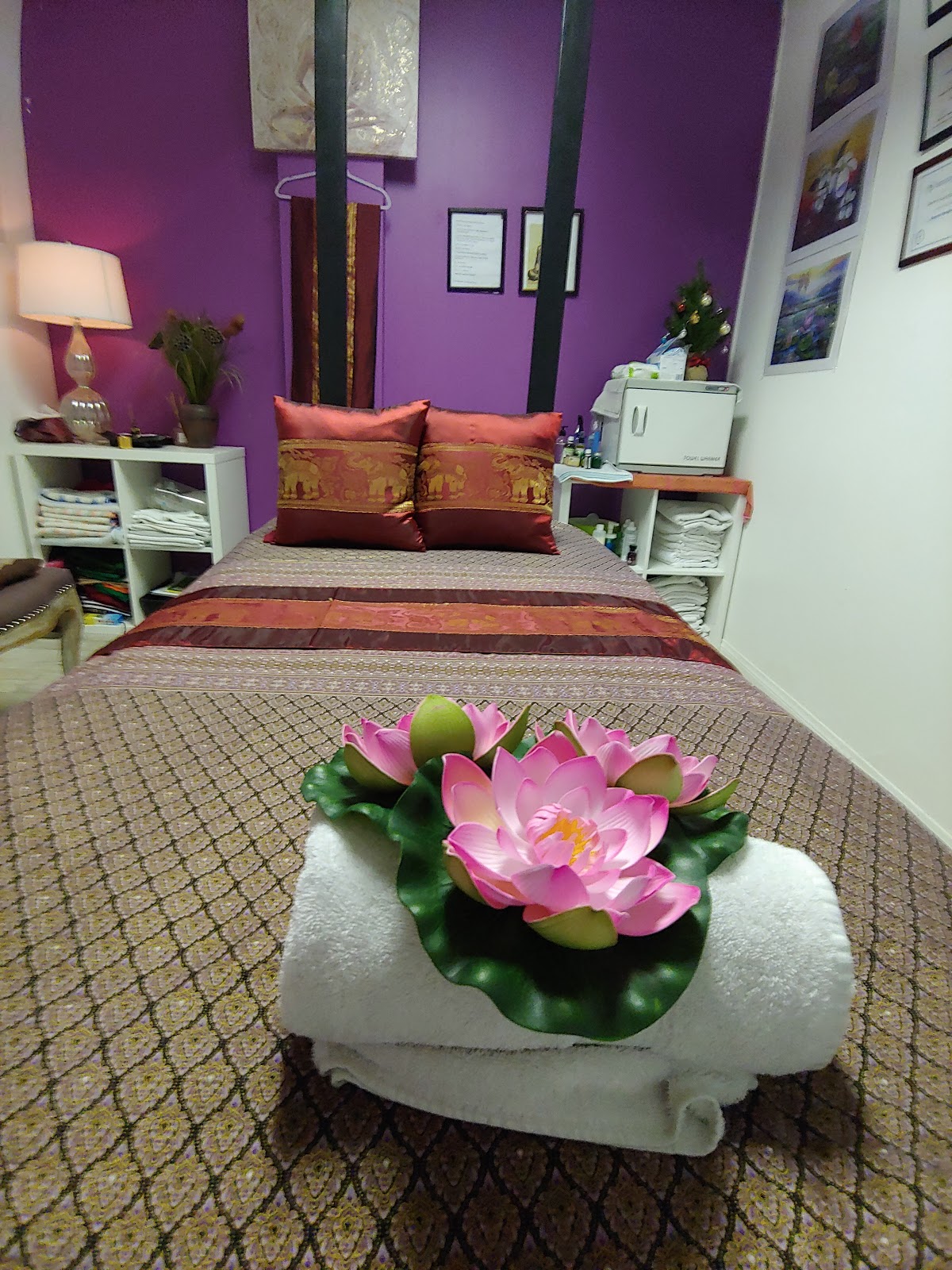 Bird's Thai Massage photo 2