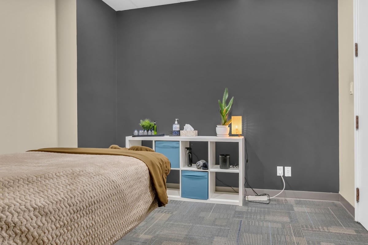 Kinective Massage & Wellness - Capilano Edmonton photo 3