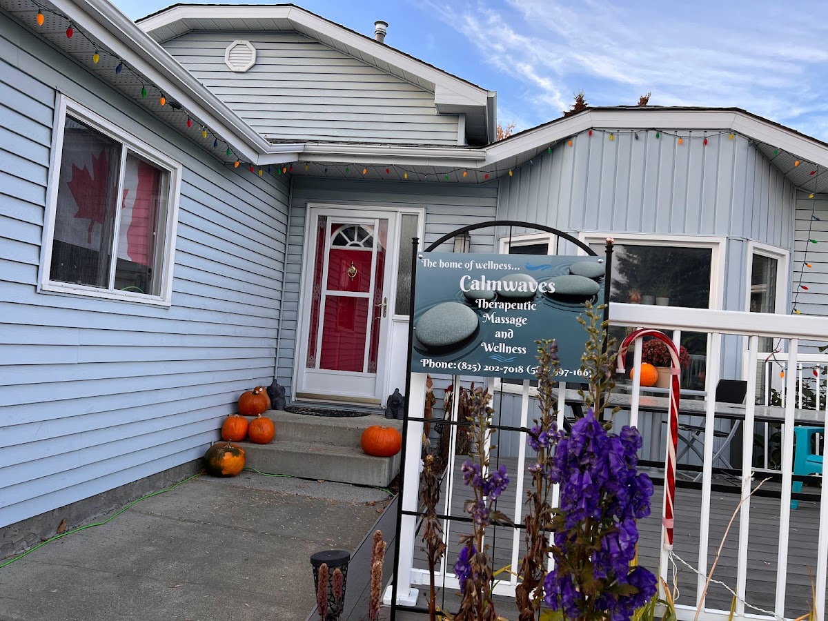 Calmwaves Therapeutic Massage and Wellness photo 3