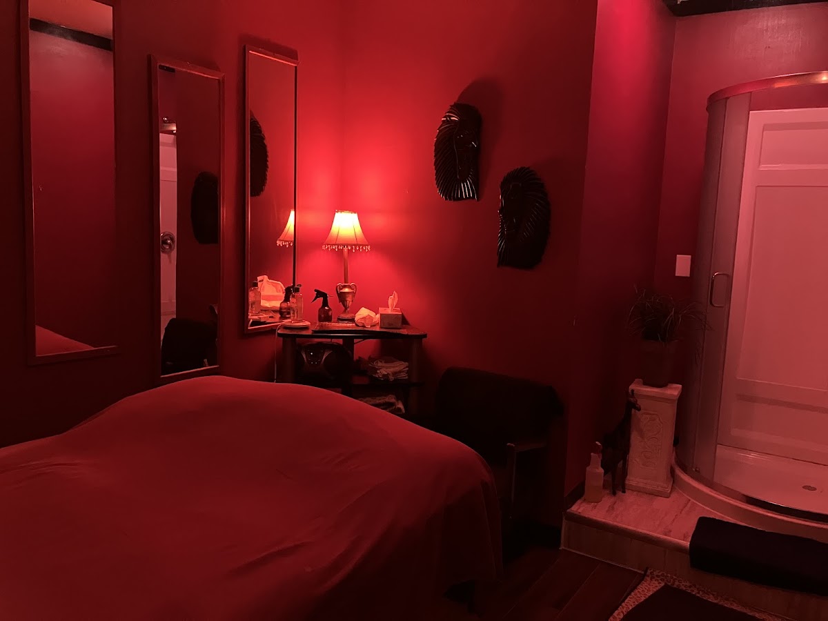 Studio127 Massage & Wellness photo 2