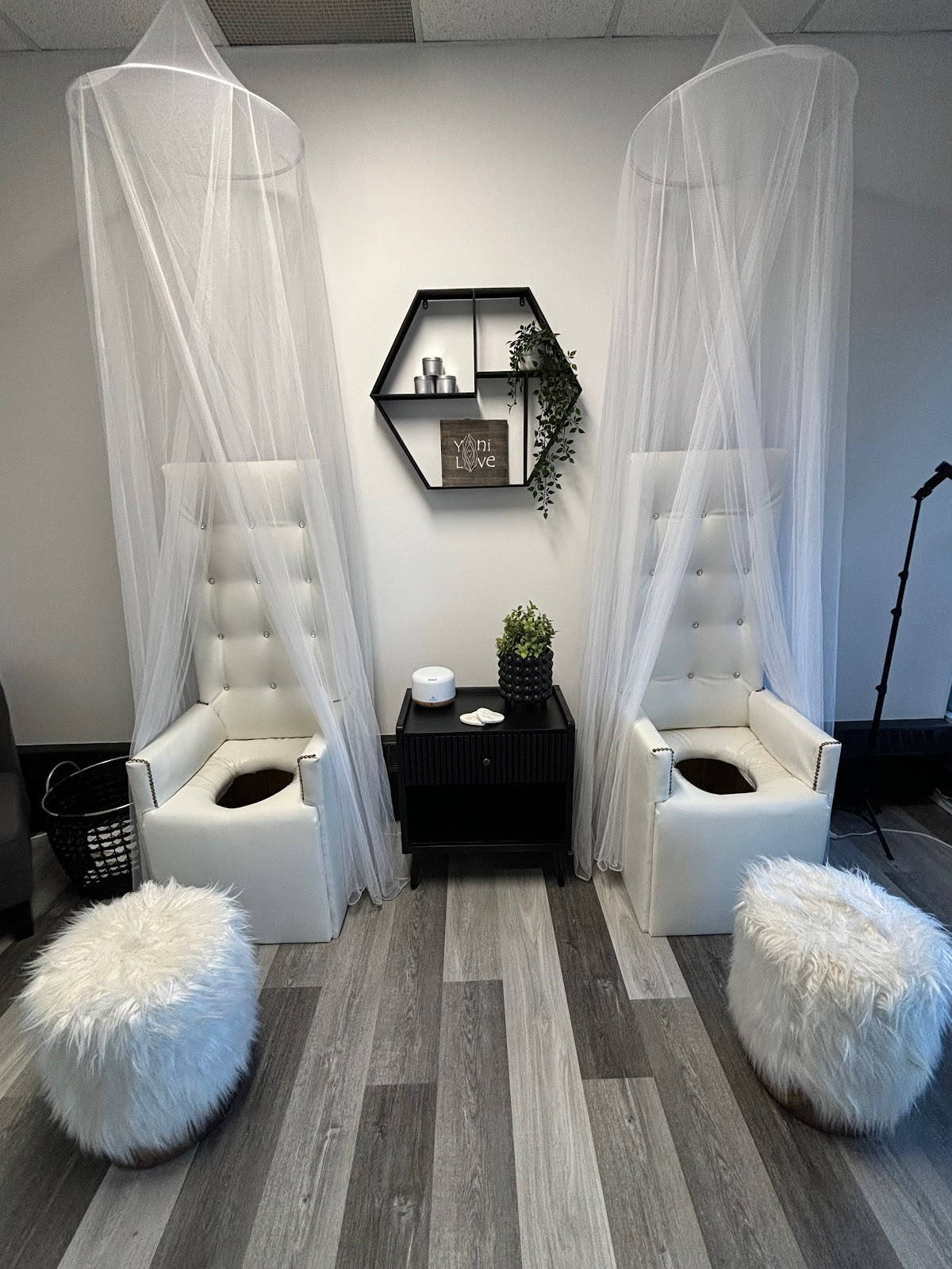 Get Serene Massage, Health & Beauty Bar photo 2