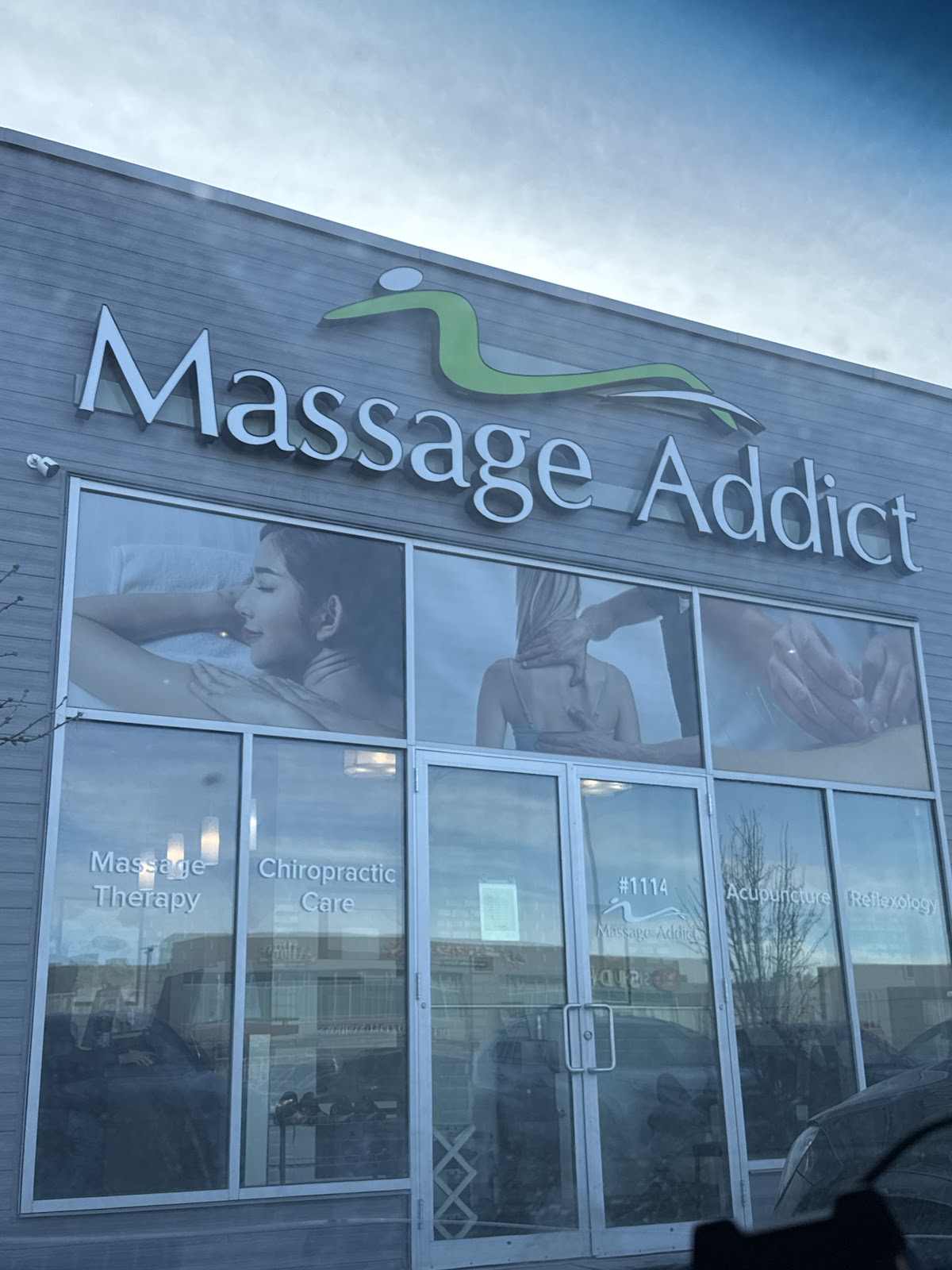 Massage Addict Calgary Cityscape photo 2