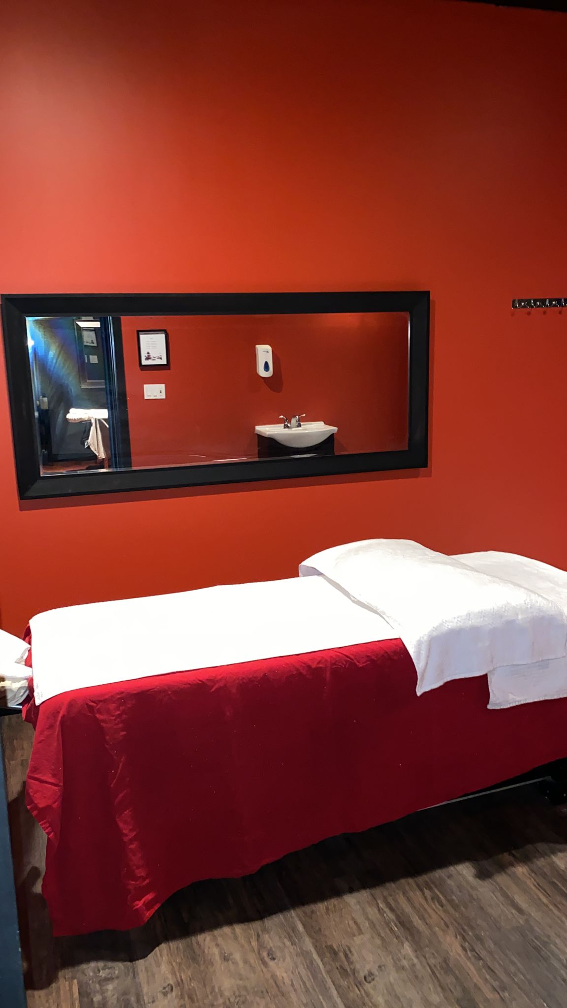 Back2Back Massage photo 2