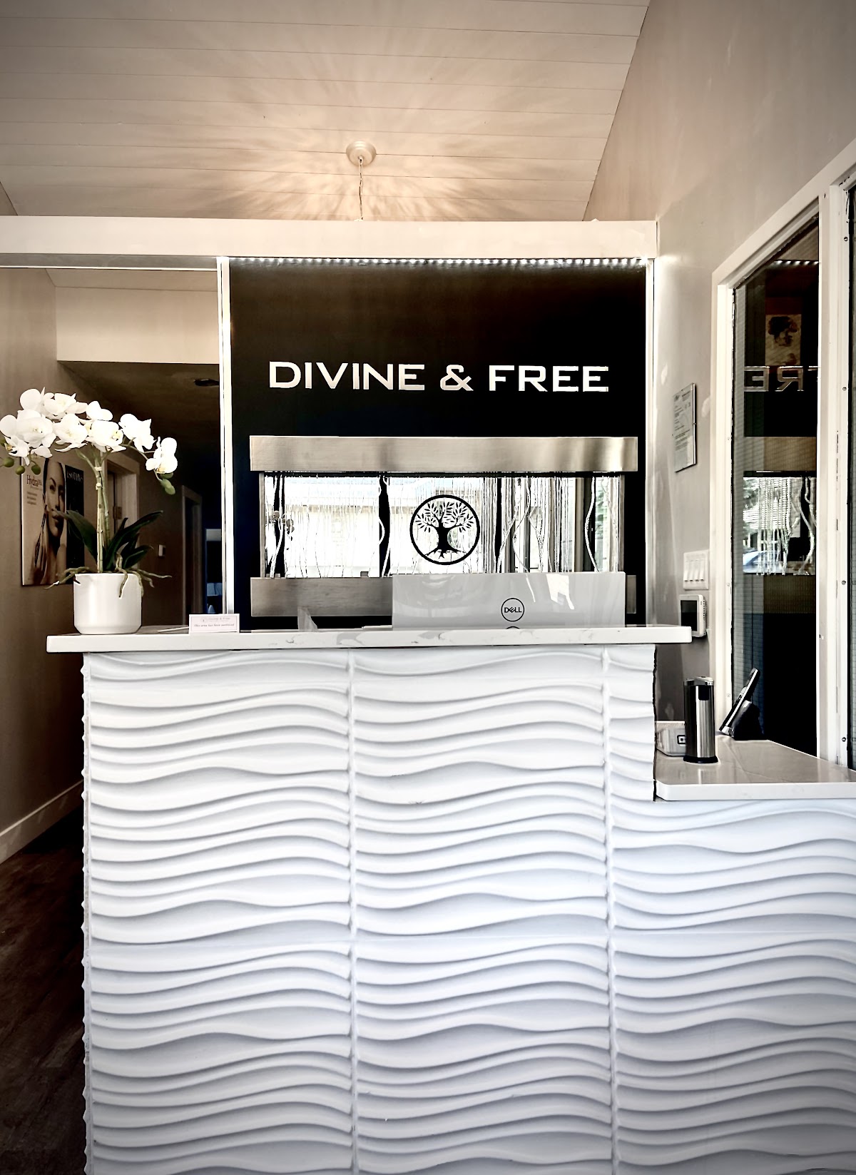 Divine & Free Wellness Spa