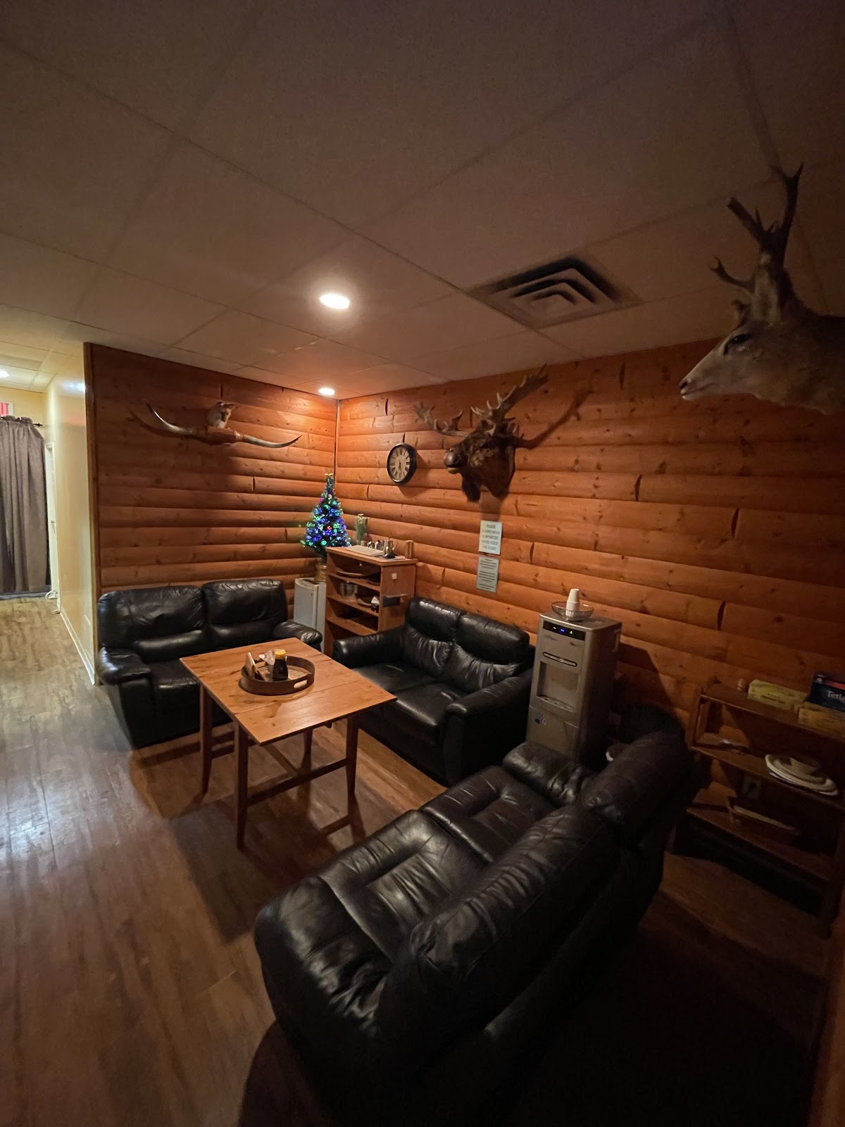 Oak Leaf Sauna Club Calgary photo 3