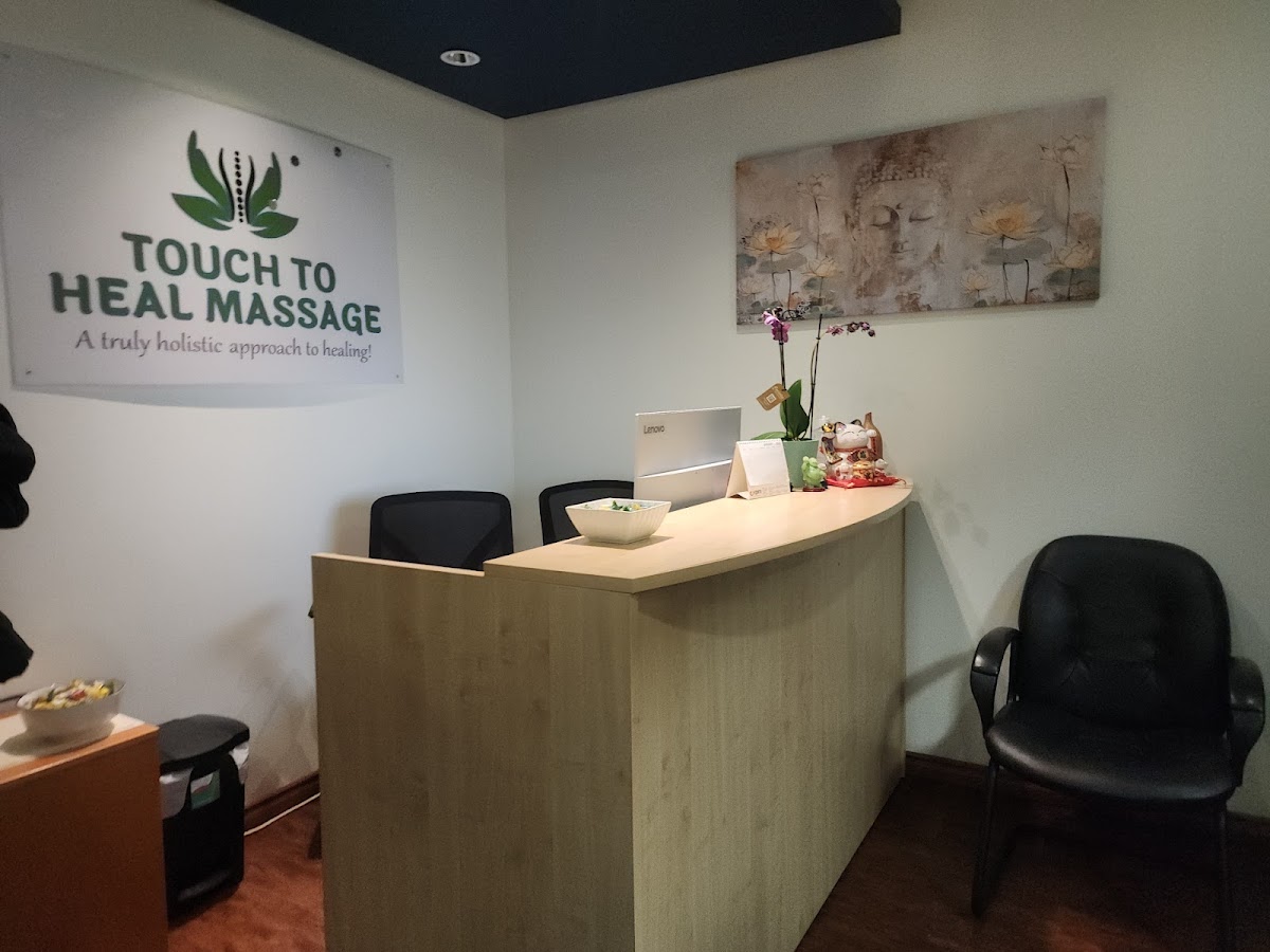 Touch to Heal Massage photo 3