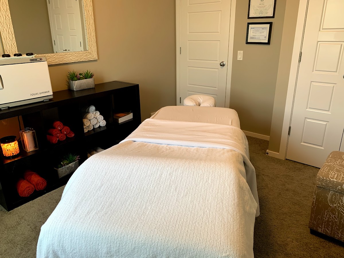 Total Healing Therapeutic Massage photo 2